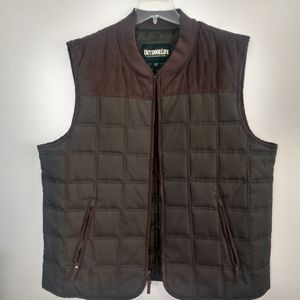 Two Toned Men's Puffer Vest